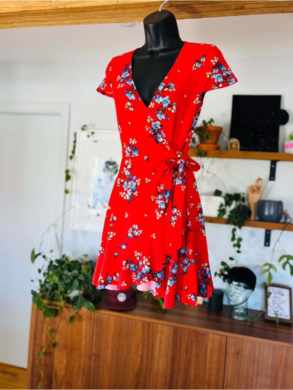 Red Floral Wrap Dress – Stretchy, Flattering Fit, Size 2 US / EU 34